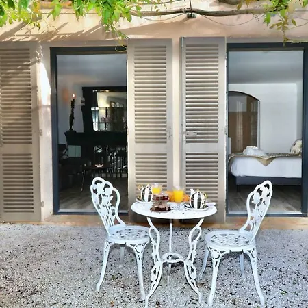 Saint Tropez Centre , Suite La Bravade Pour 4 Saint-Tropez